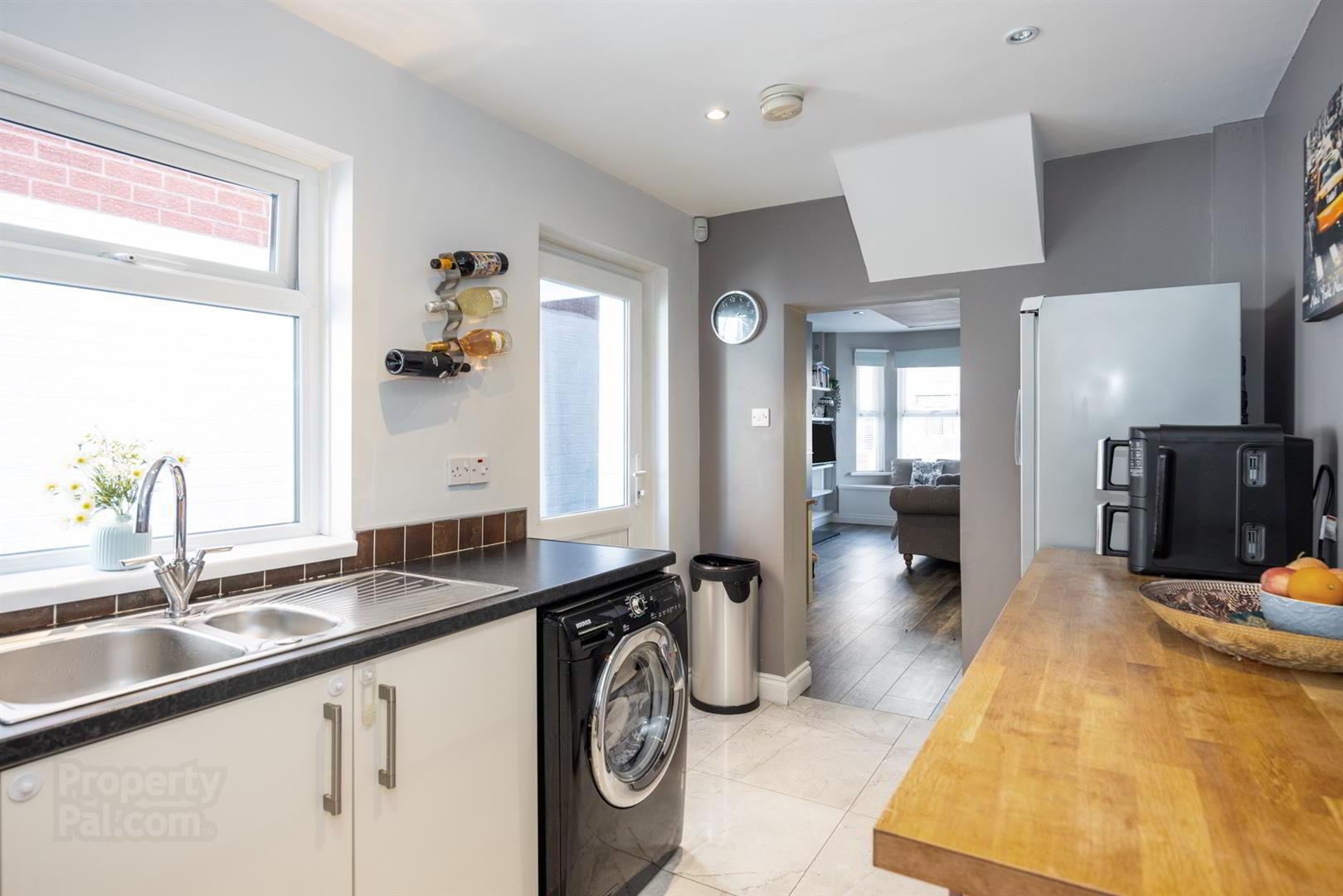 13 Belmont Avenue West 11 of 23