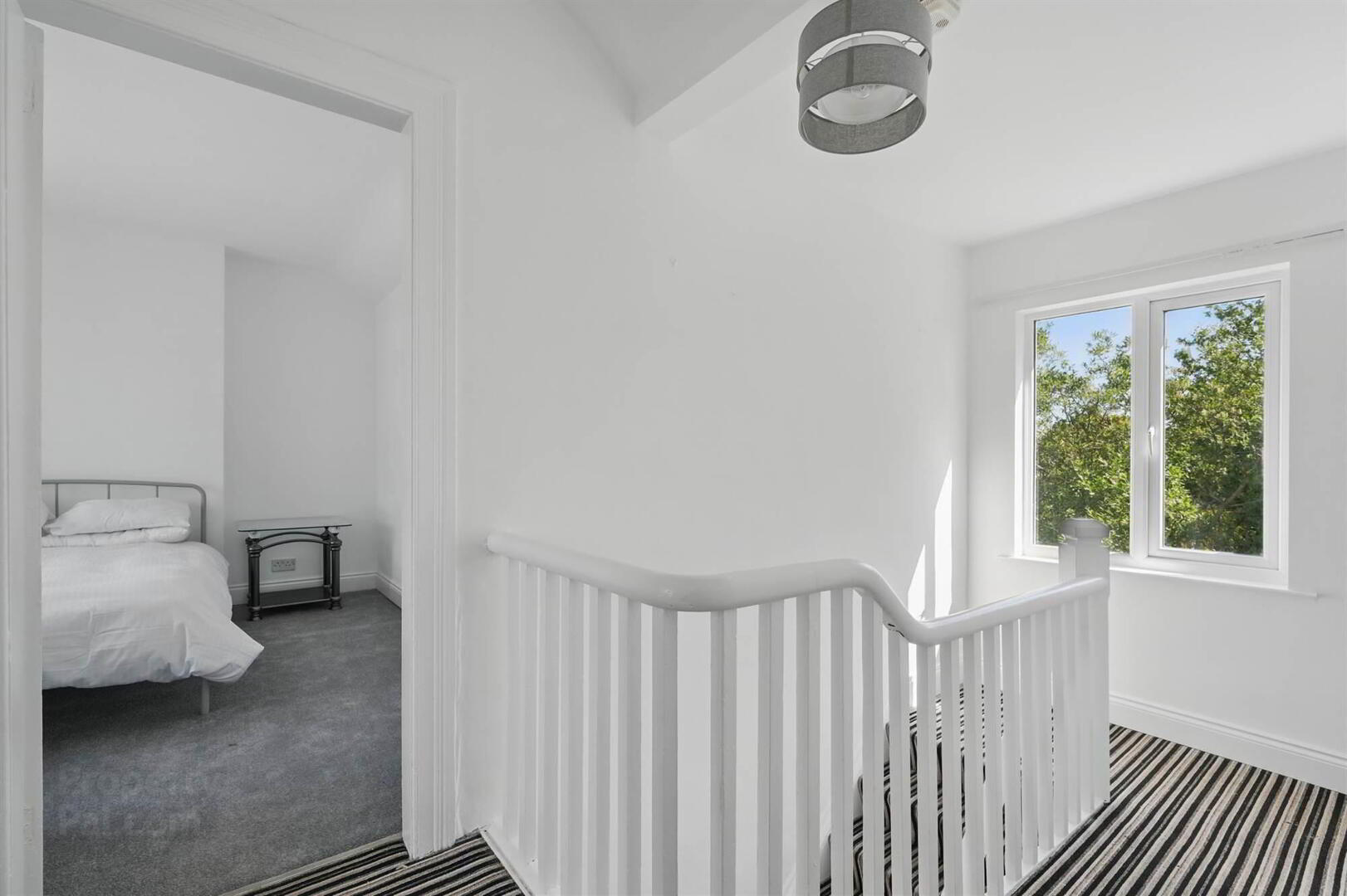 17 Godfrey Avenue 13 of 31