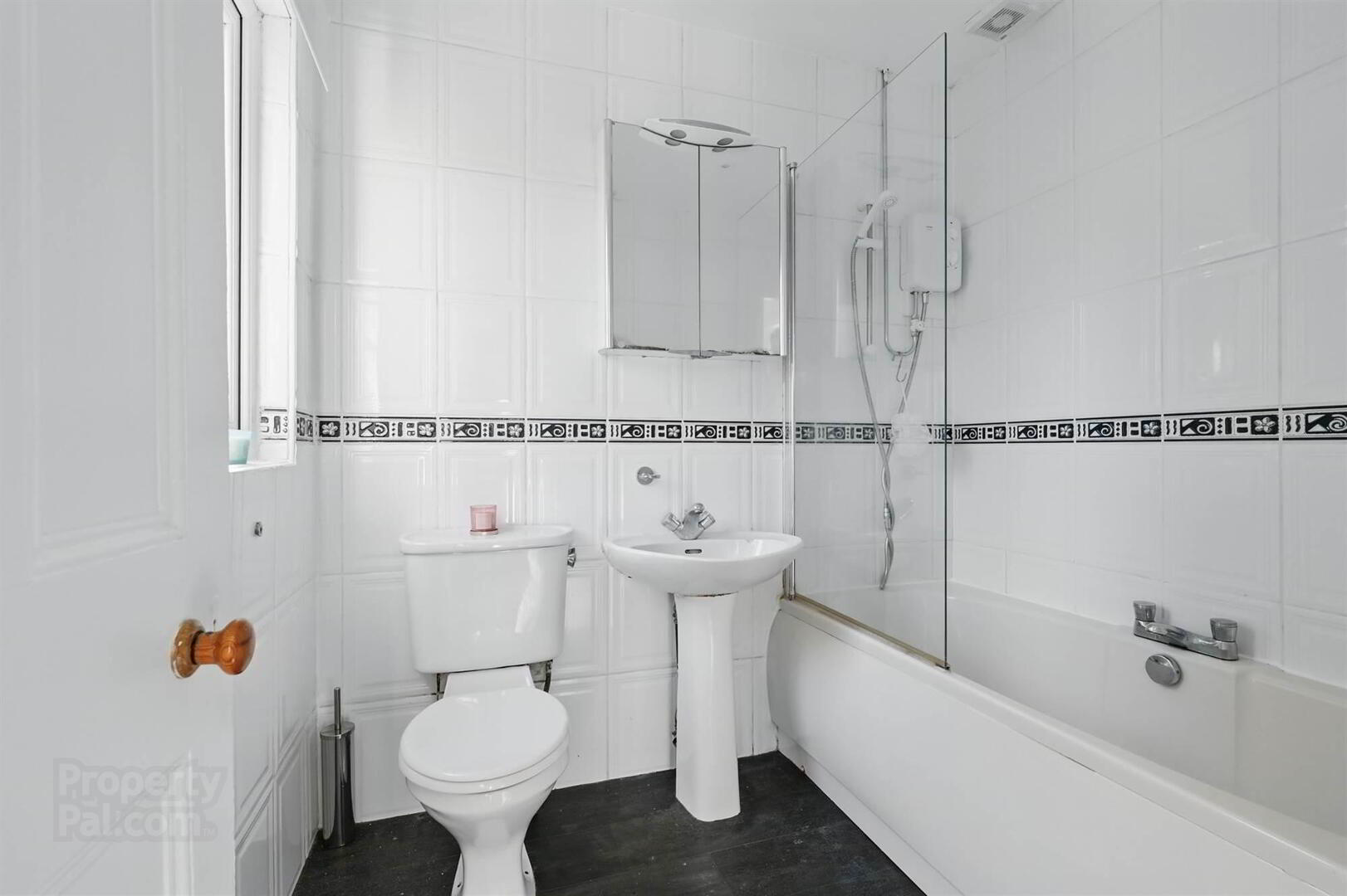 17 Godfrey Avenue 17 of 31