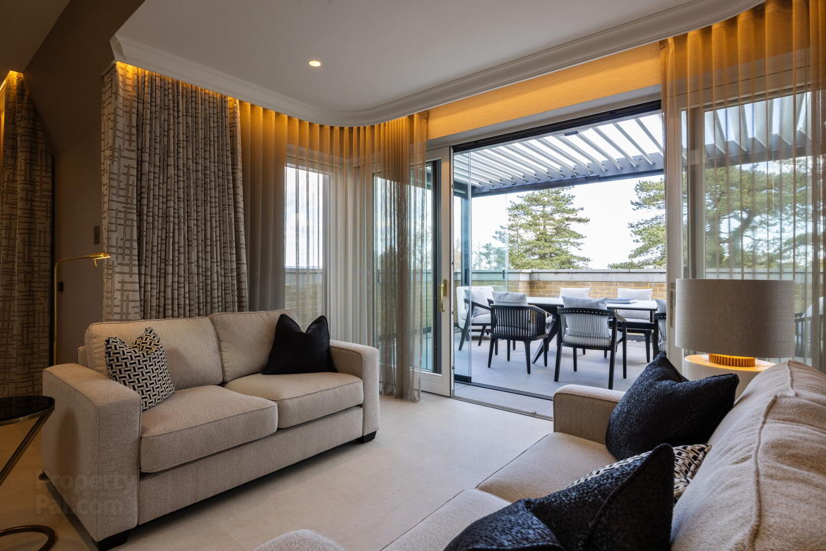 Penthouse Apartment 18 The Mansion House 15 of 60