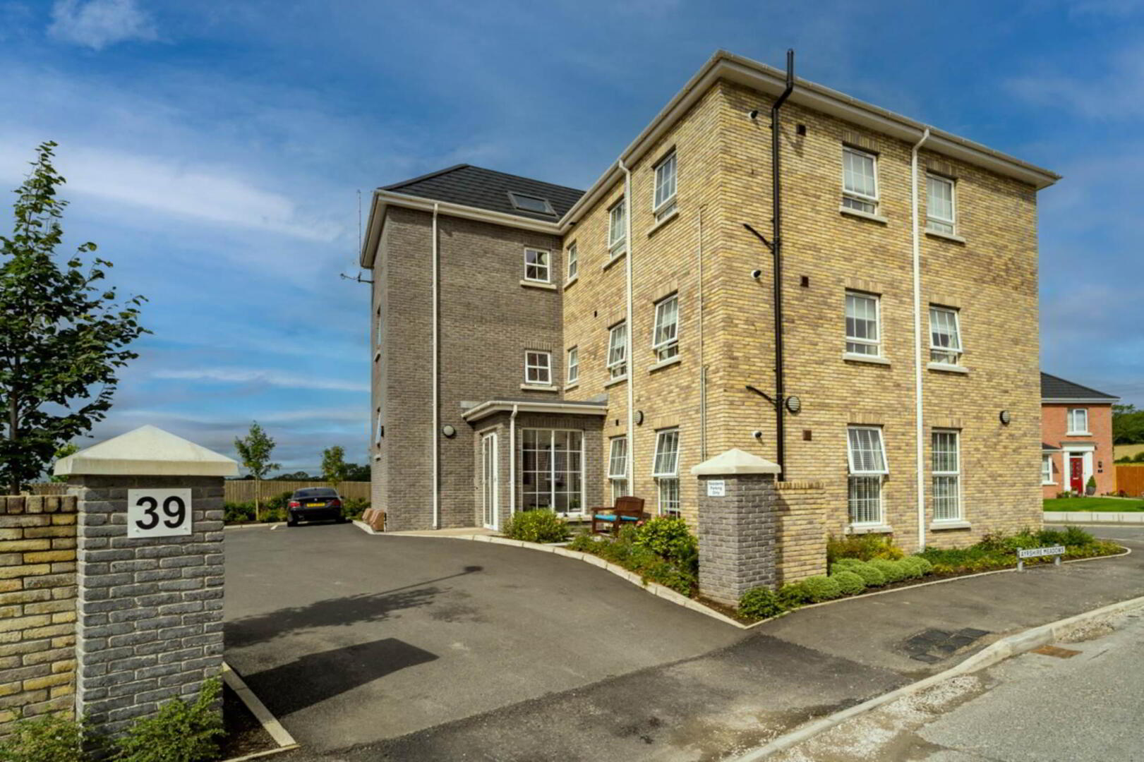 Apt 1, 39 Ayrshire Meadows 1 of 14