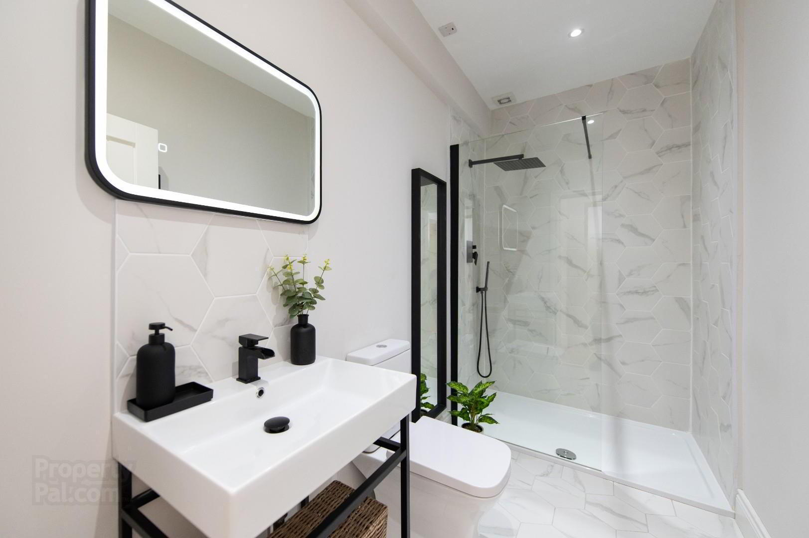 3 Breda Crescent 17 of 29