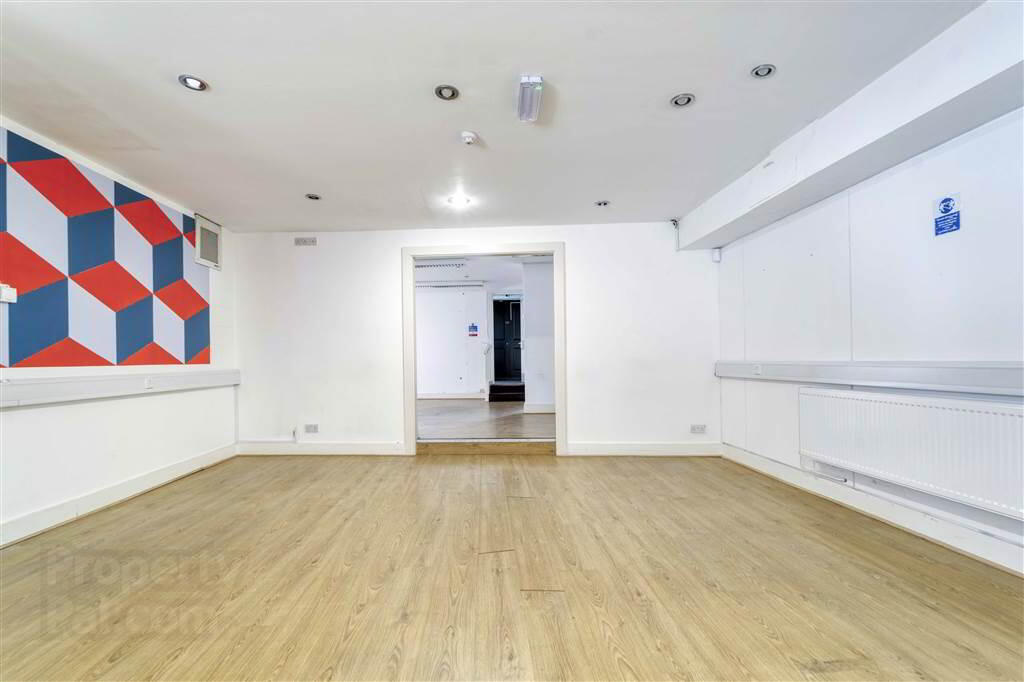 1-3 Ballynahinch Street 8 of 30