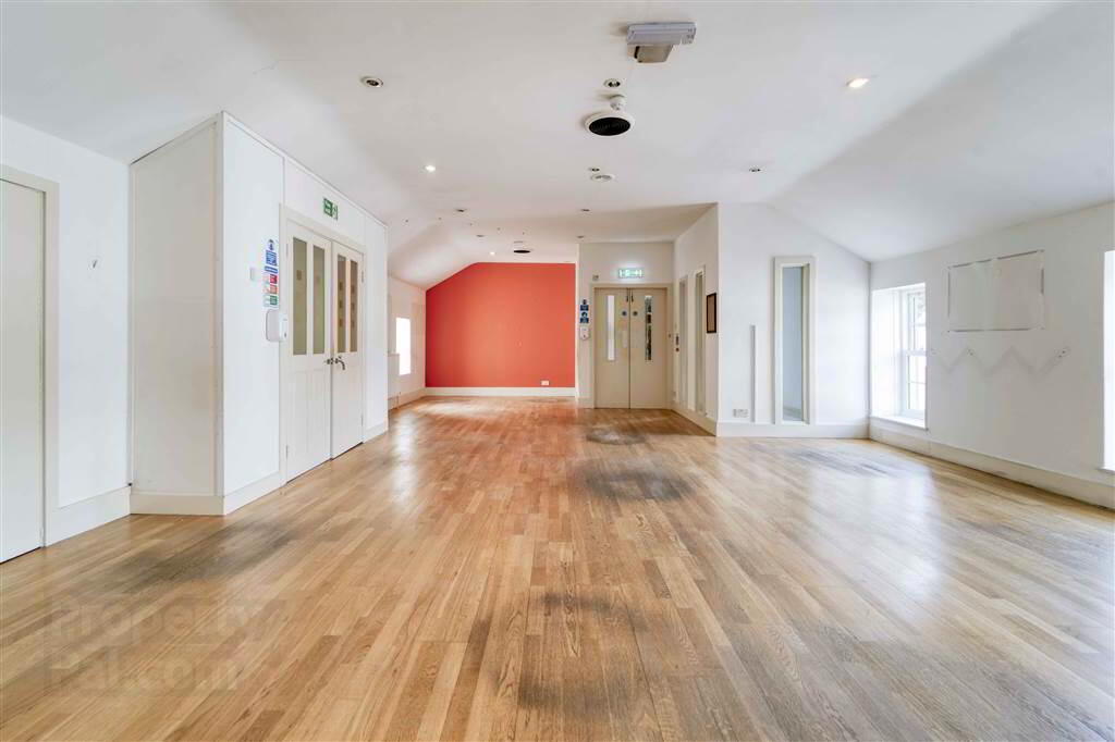 1-3 Ballynahinch Street 19 of 30