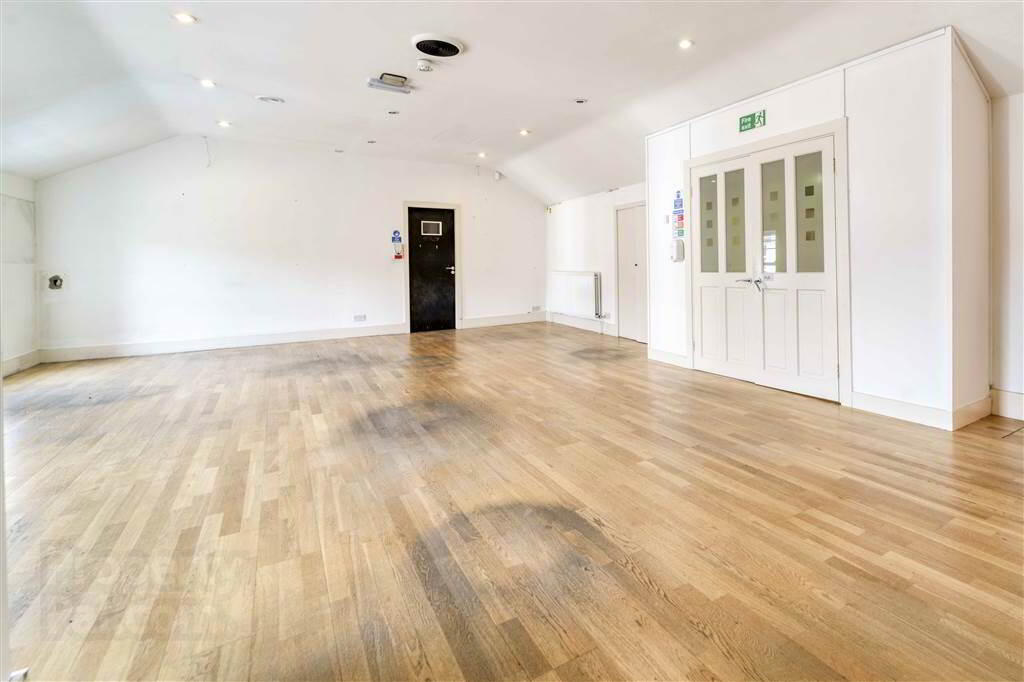 1-3 Ballynahinch Street 17 of 30