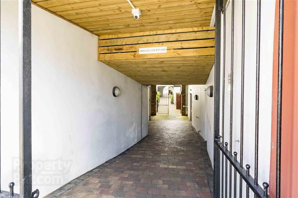 1-3 Ballynahinch Street 28 of 30