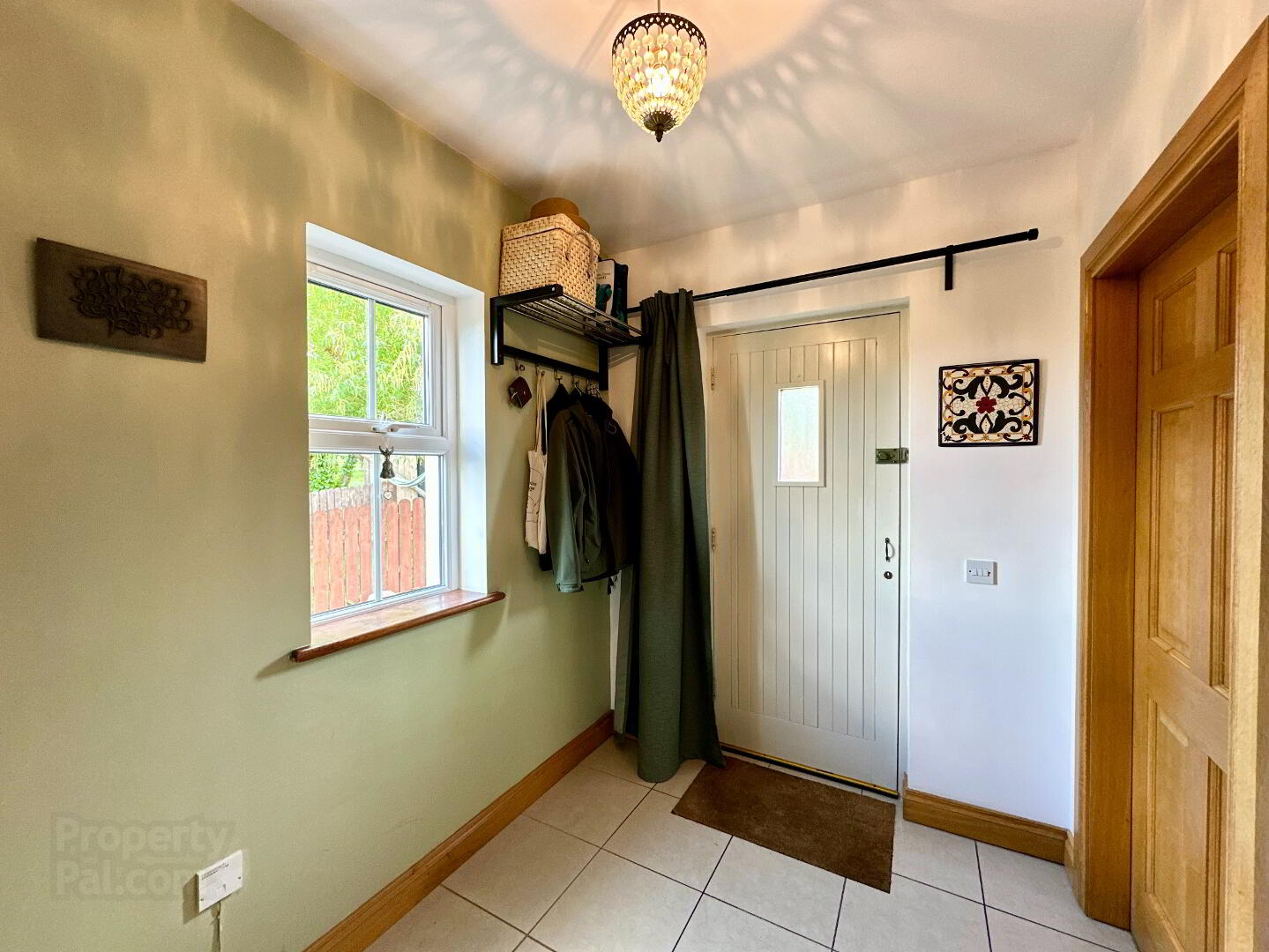 8 Cuchulainn Court 3 of 38