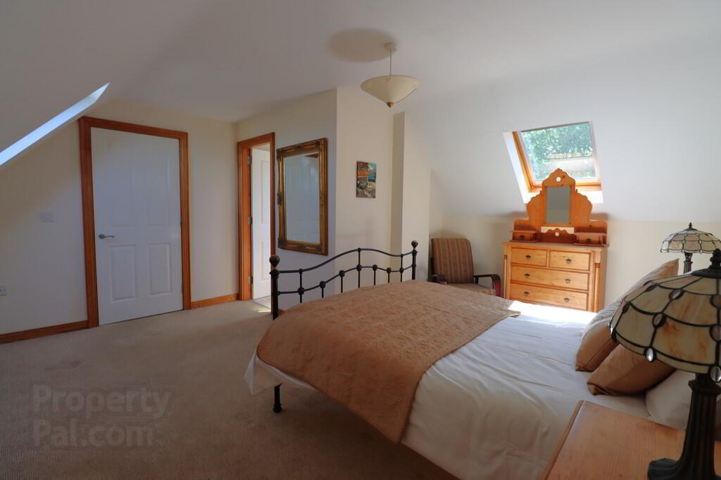 6 Apiary Court 11 of 19