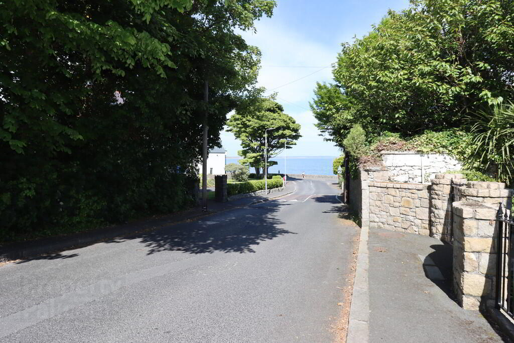 6 Apiary Court 17 of 19