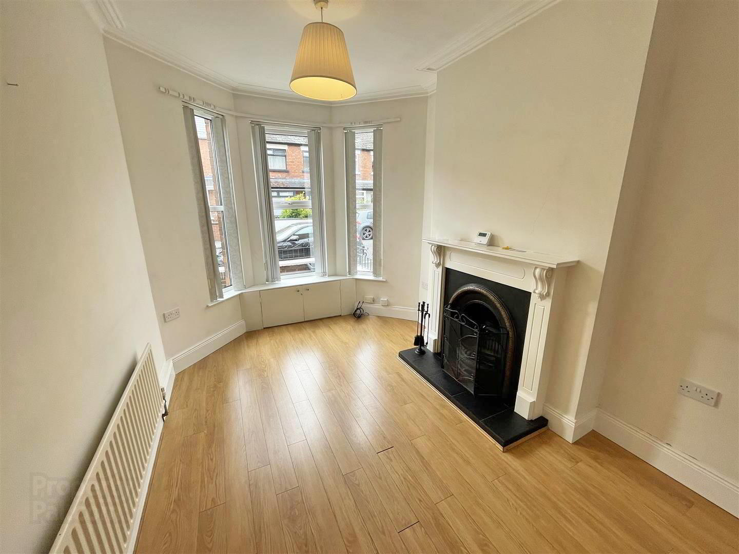 47 Reid Street 3 of 16