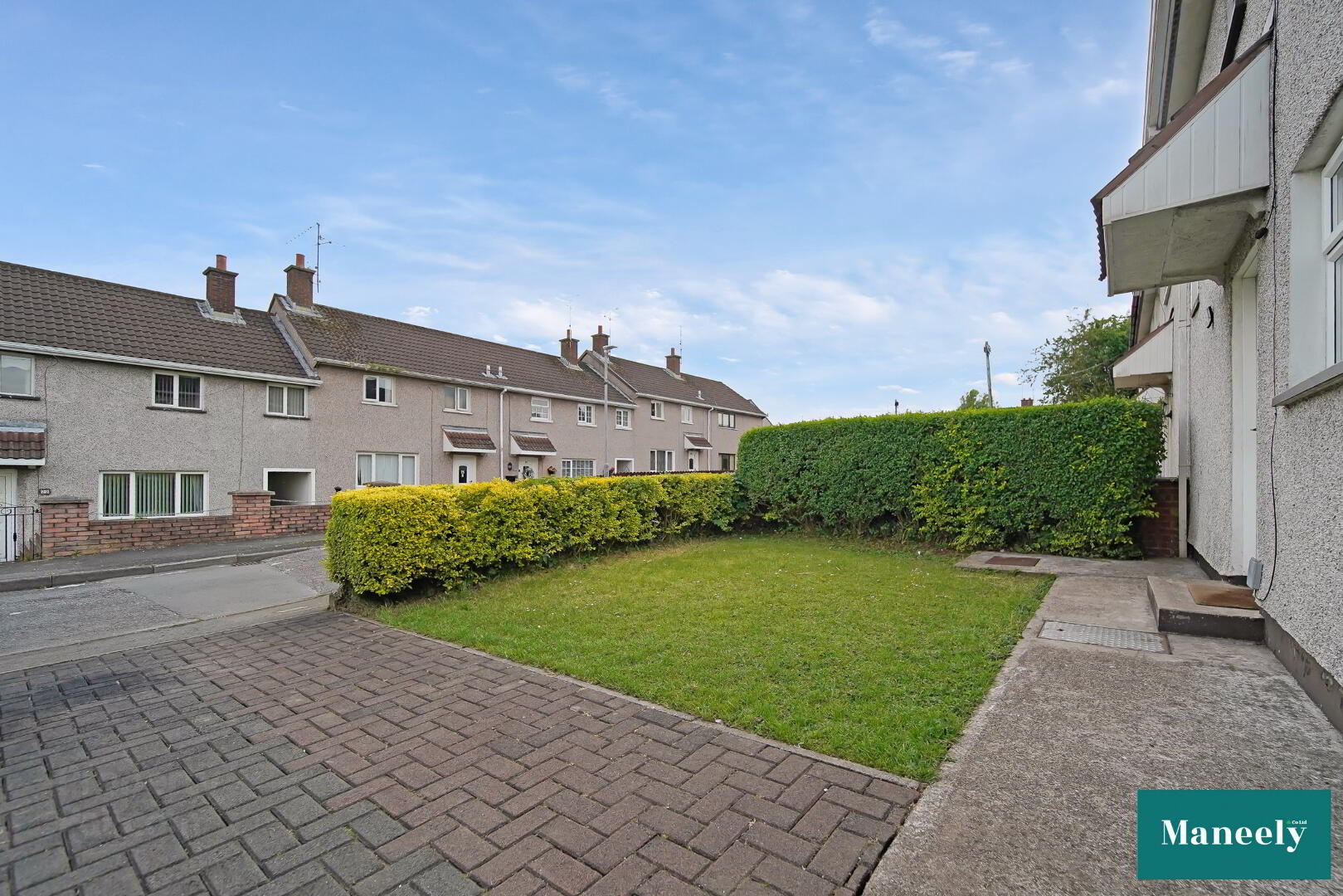 4 Bernagh Gardens 5 of 33