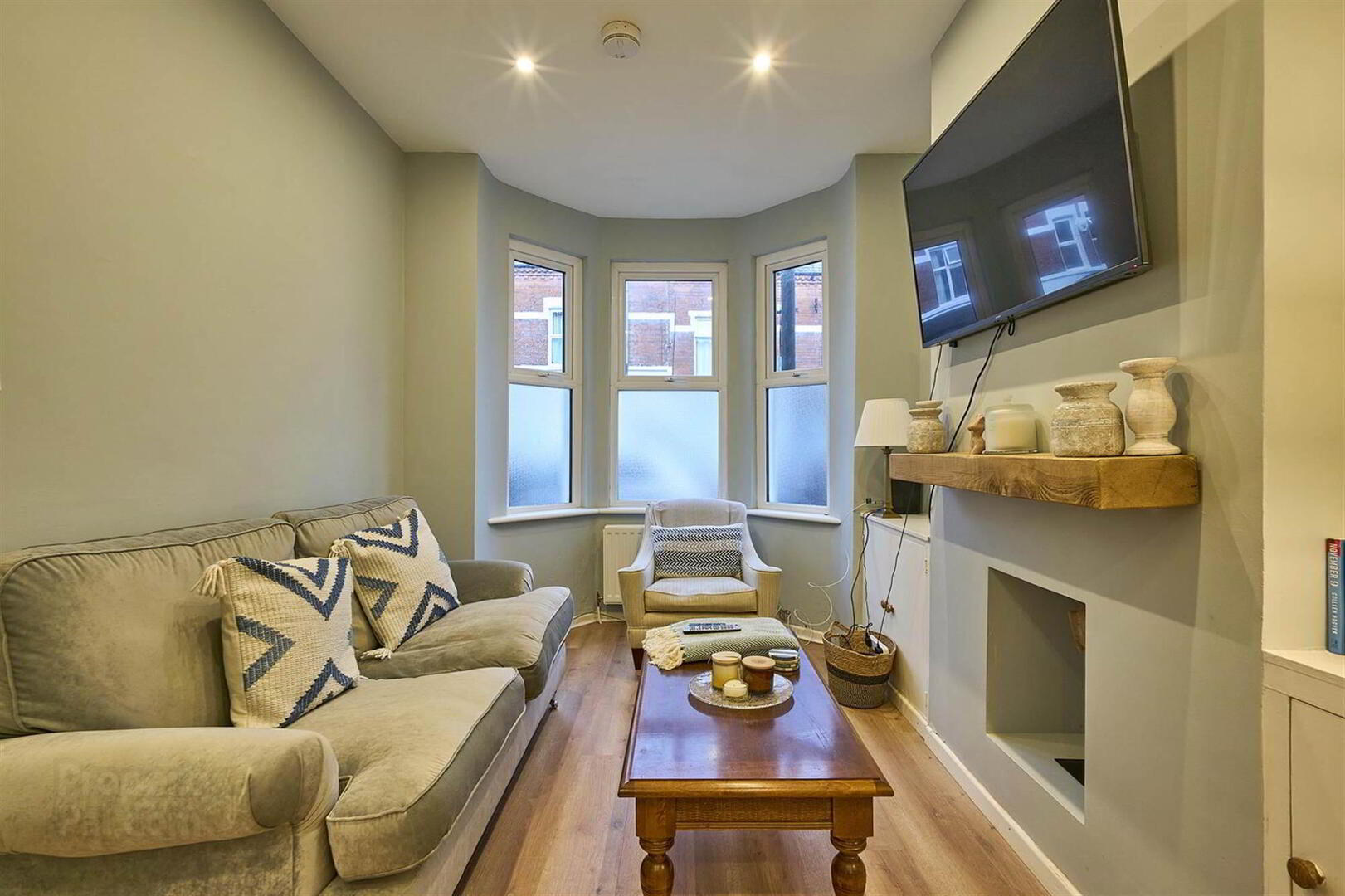12 Cheviot Avenue 5 of 14