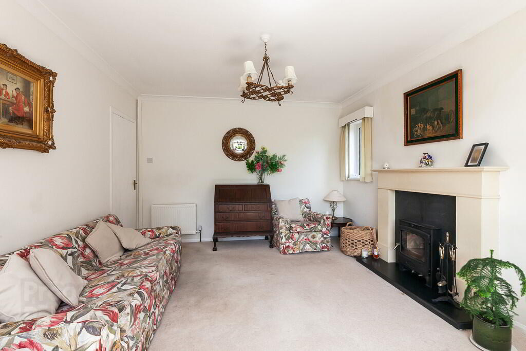 24 Fairview Park 6 of 27