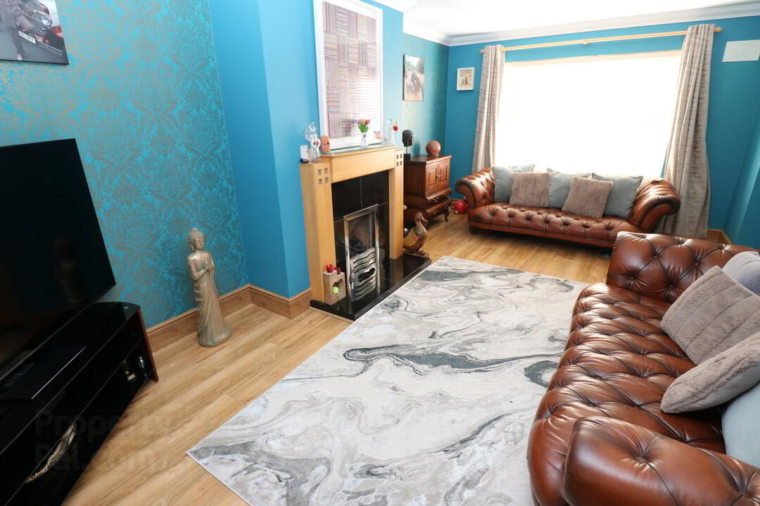 5 Castlemartin Drive 14 of 40