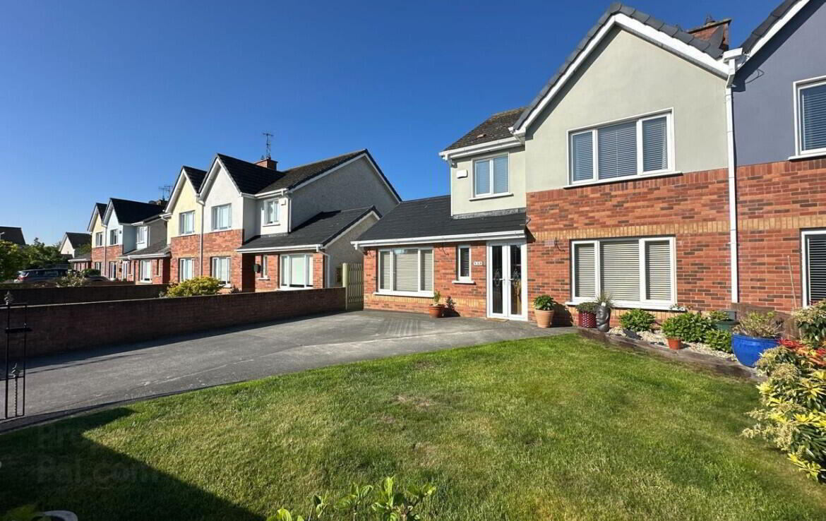5 Castlemartin Drive 40 of 40