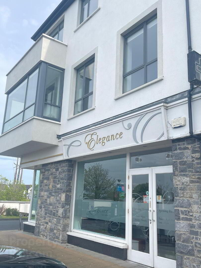 Unit 1, Elegance Hair Studio 1 of 11