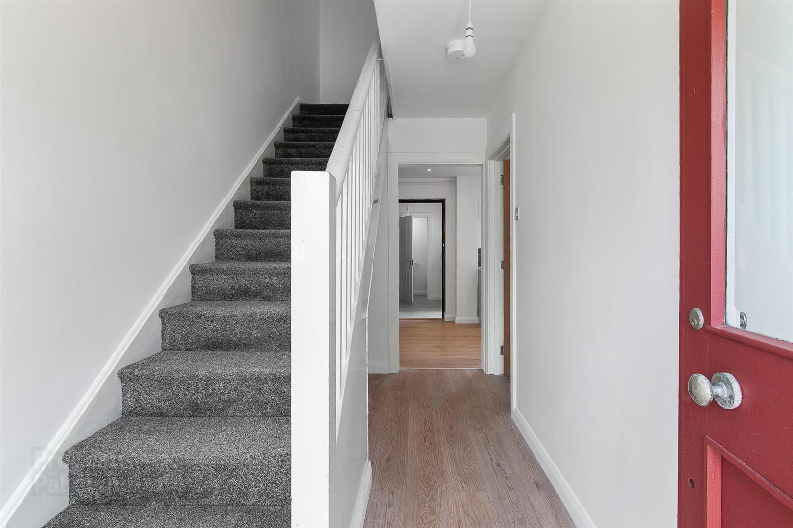 33 Westmount Avenue 3 of 23