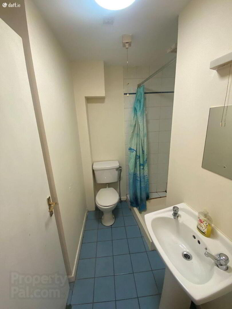 Apartment 1 103/104 Thomas Davis Street 5 of 5