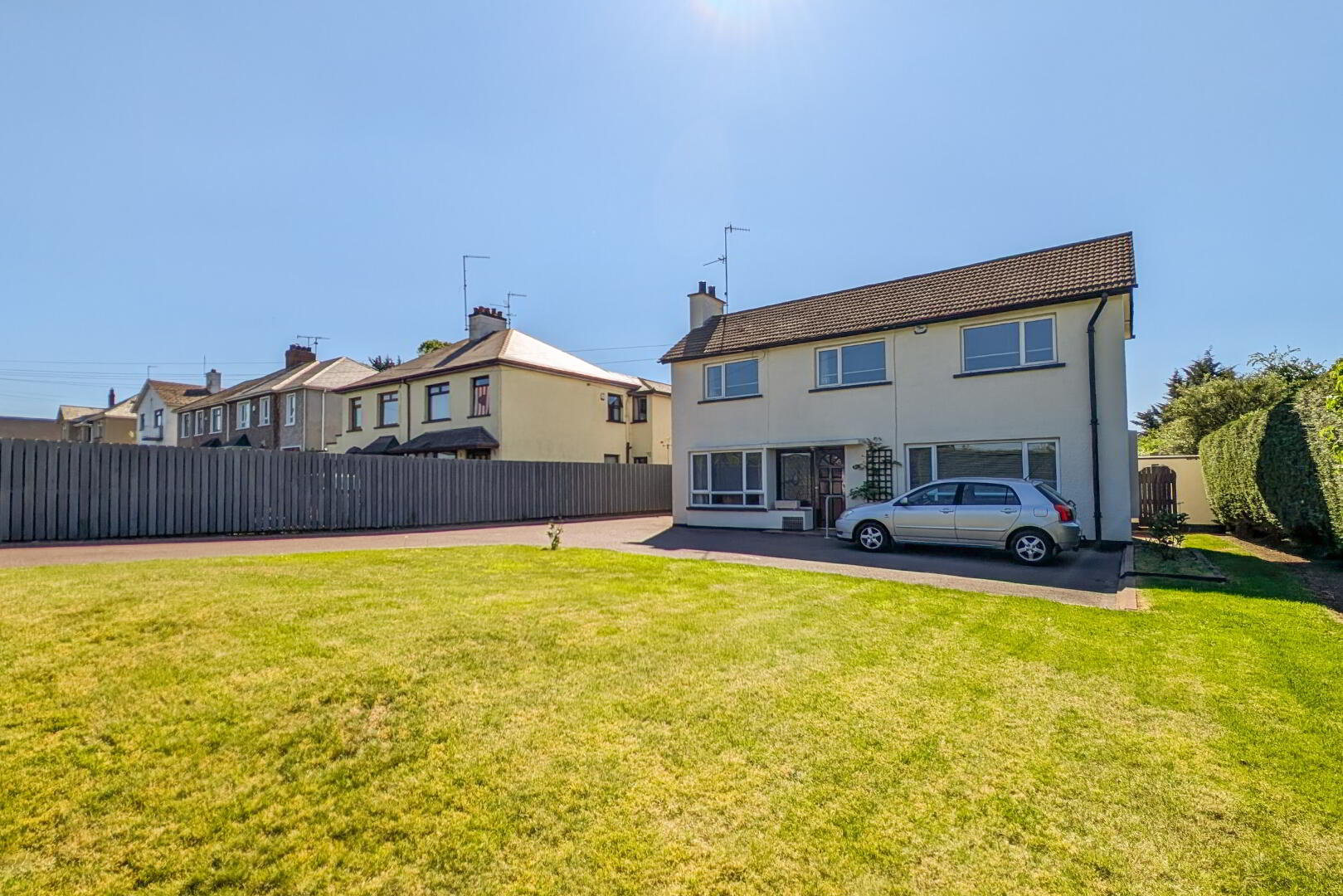 property description image