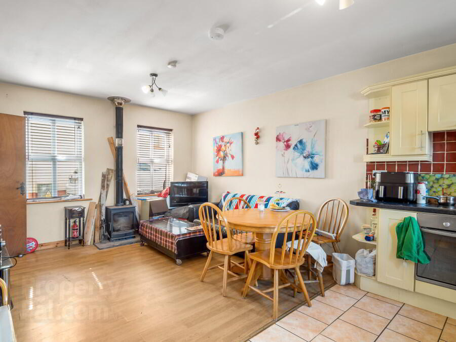 No 1 Caryn Place 15 of 25