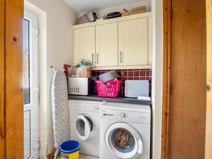 No 1 Caryn Place 16 of 25