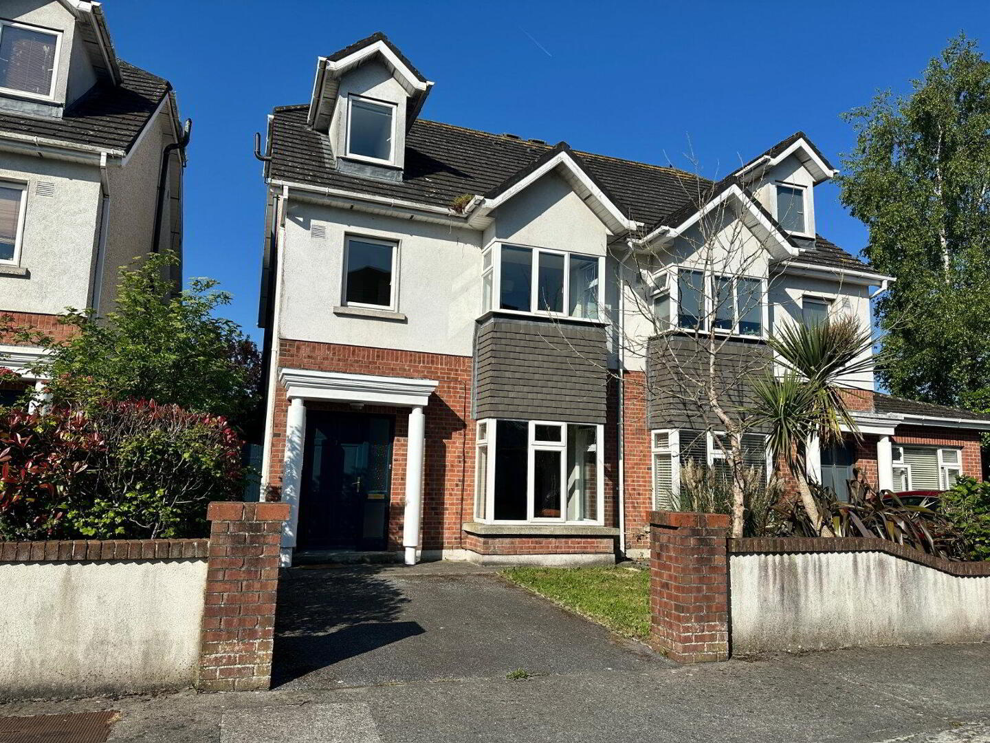 7 Hollybank Lawn 29 of 38