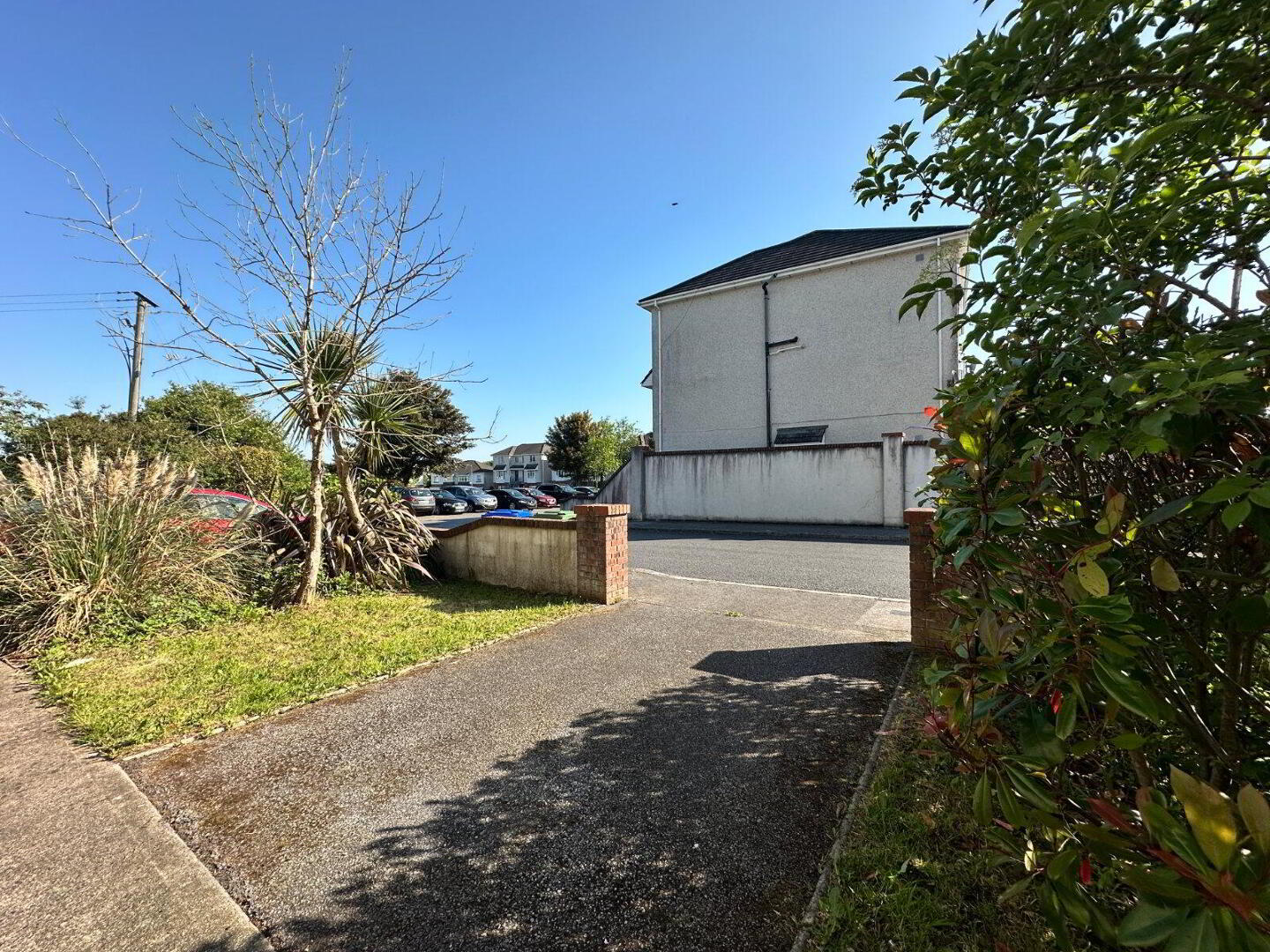 7 Hollybank Lawn 34 of 38