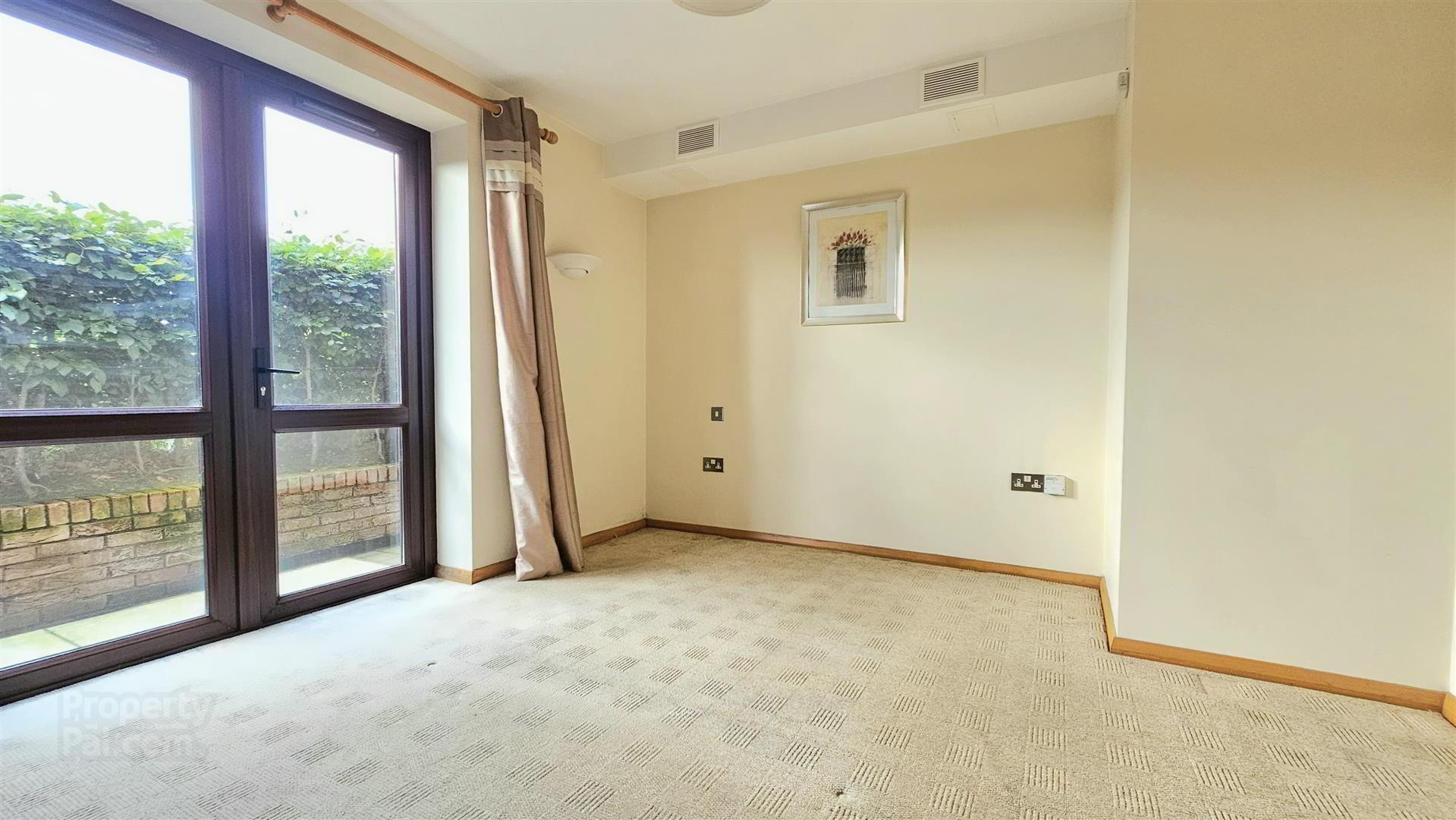 Apt 9 Bayview, 228 Shore Road 6 of 10