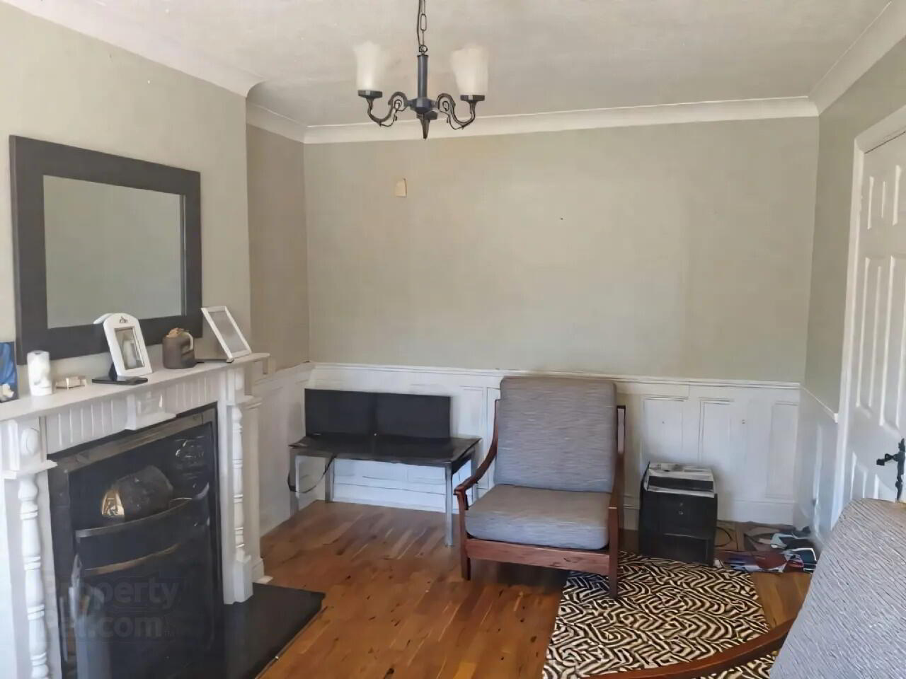 property description image