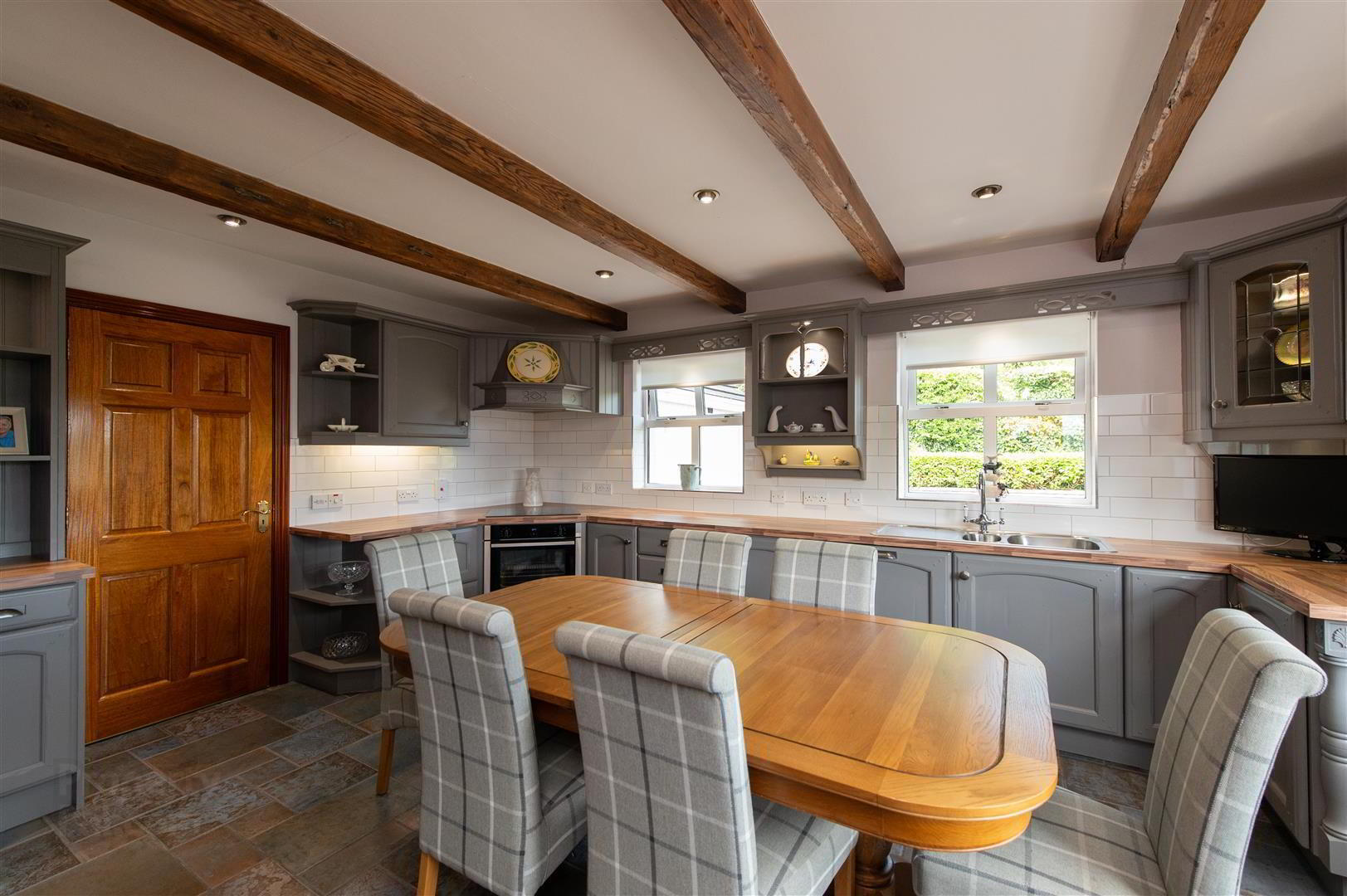 59 Manse Road 10 of 42