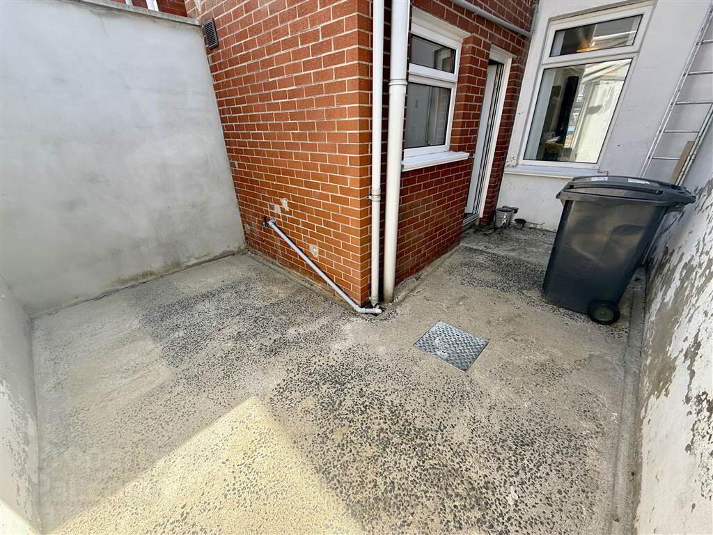 47 Dromore Street 10 of 10