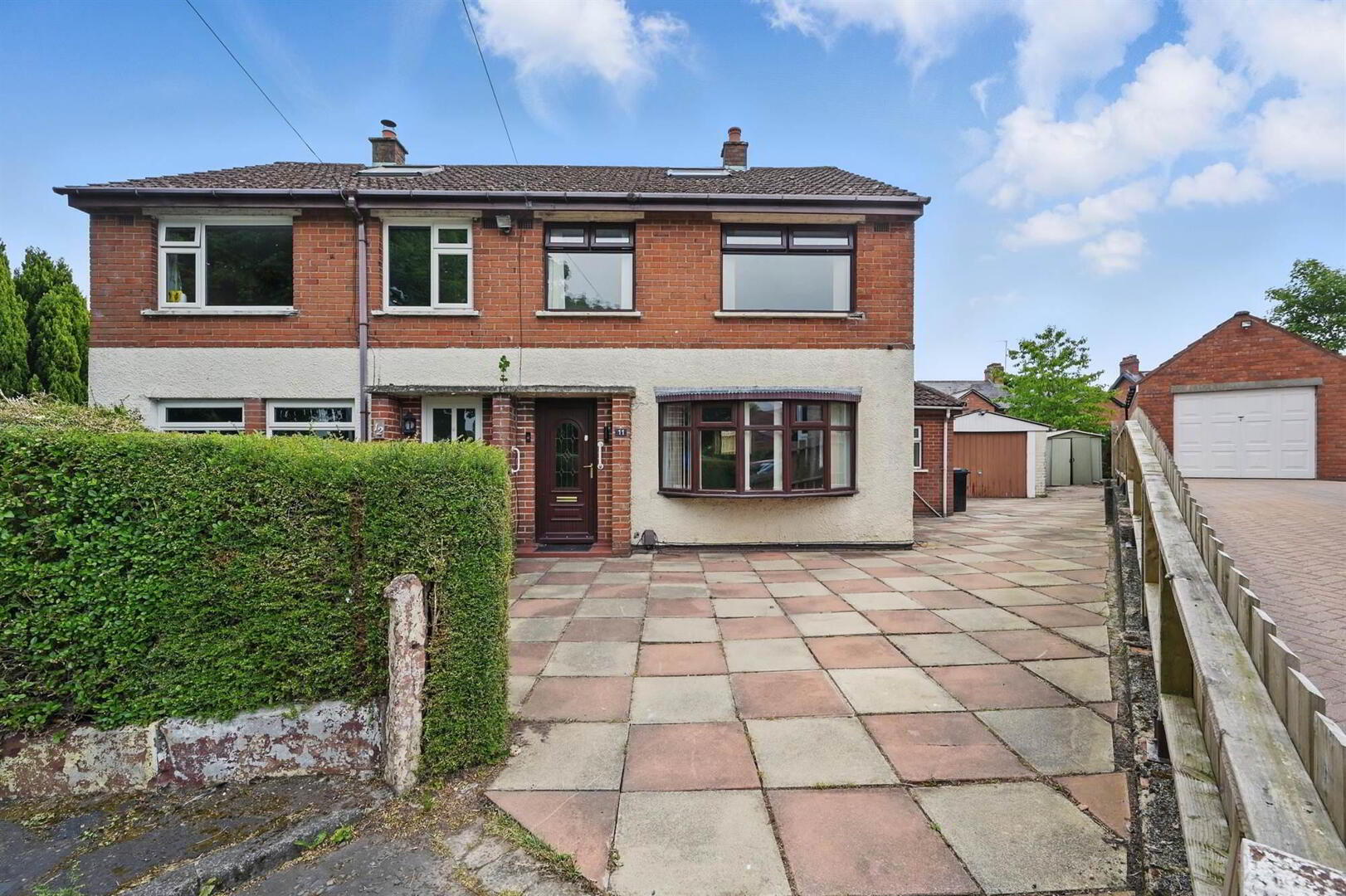11 Willisfield Park 1 of 17