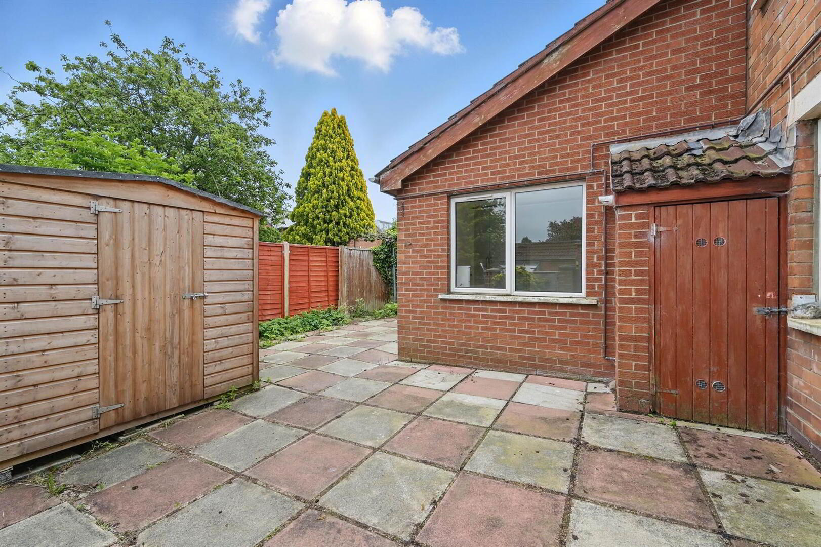 11 Willisfield Park 17 of 17