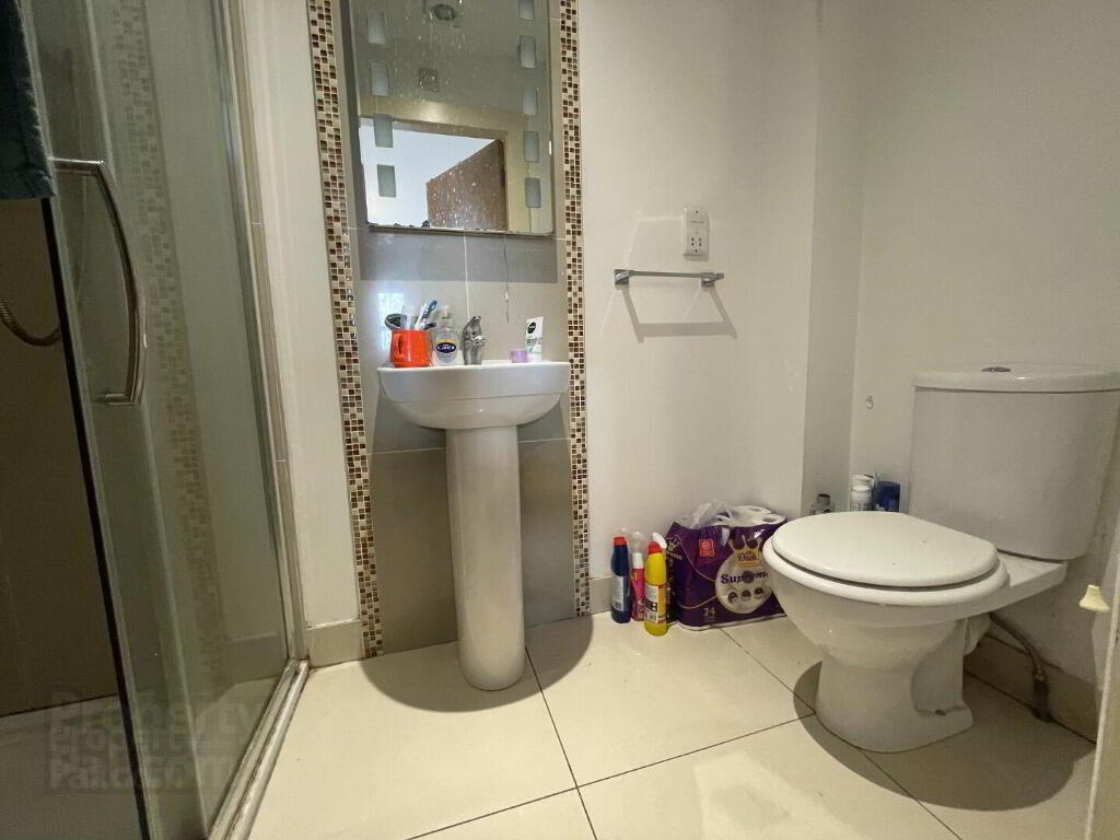 55 Northbrook Street 9 of 11