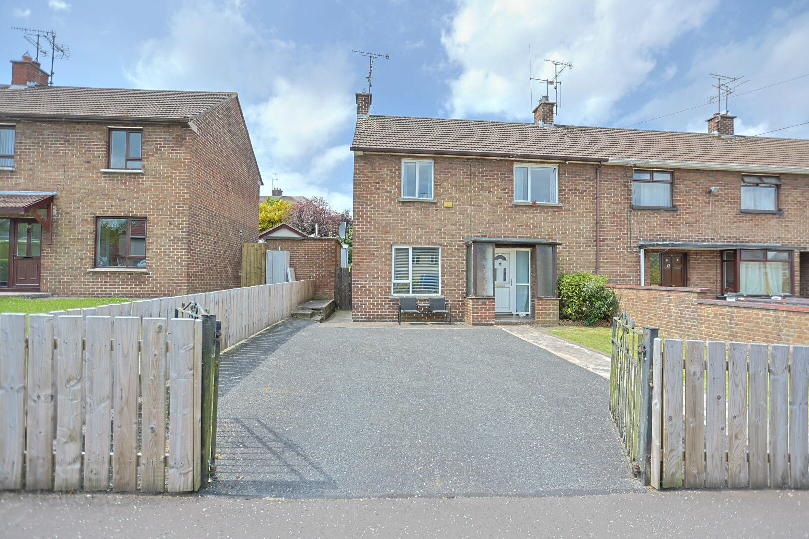 10 Drumglass Way 2 of 46