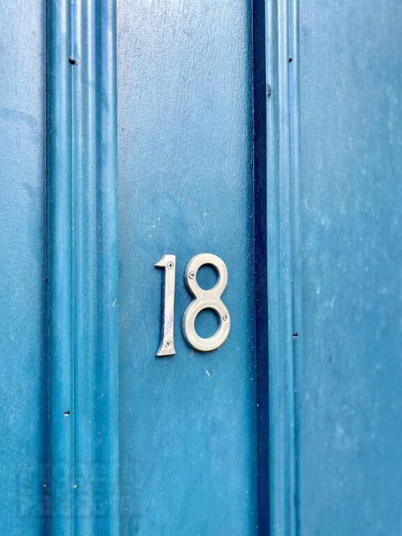 18 Wellington Park Avenue 3 of 21