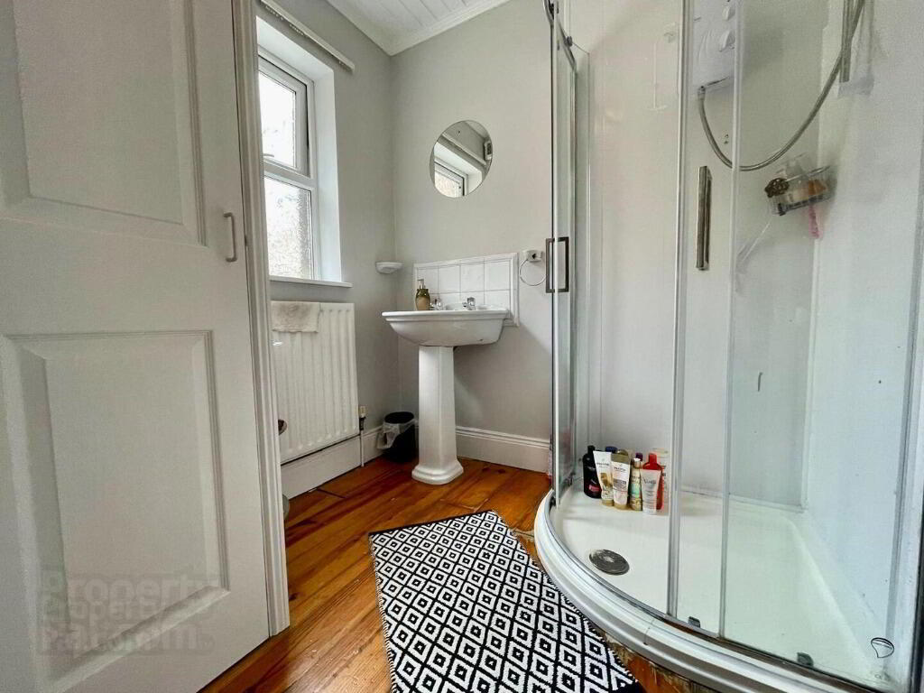 41 Lower Windsor Avenue 8 of 10