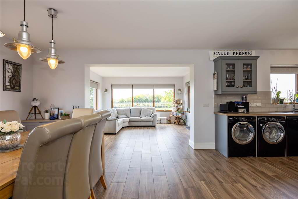 229a Ardglass Road 6 of 24