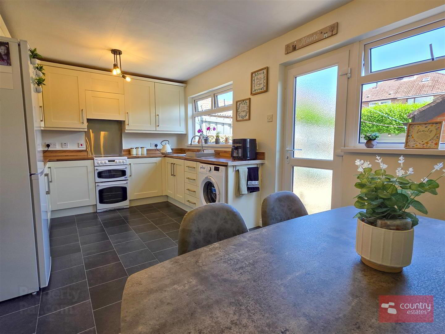 8 Coolehill Crescent 8 of 28