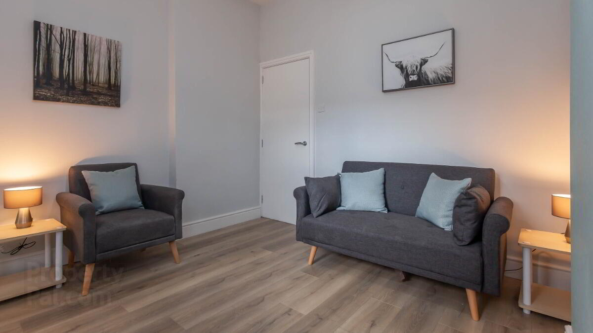 Apt 1, 45 Camden Street 1 of 8