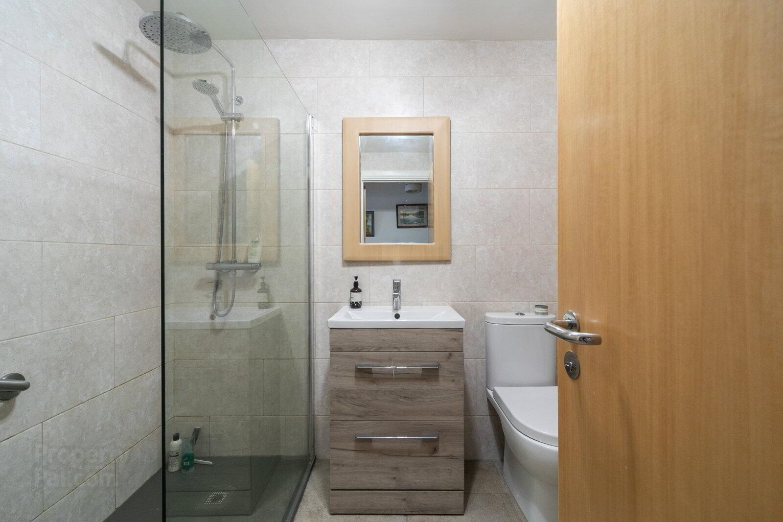 Apt 13 Locksley Lane, 110 Upper Lisburn Road 6 of 7