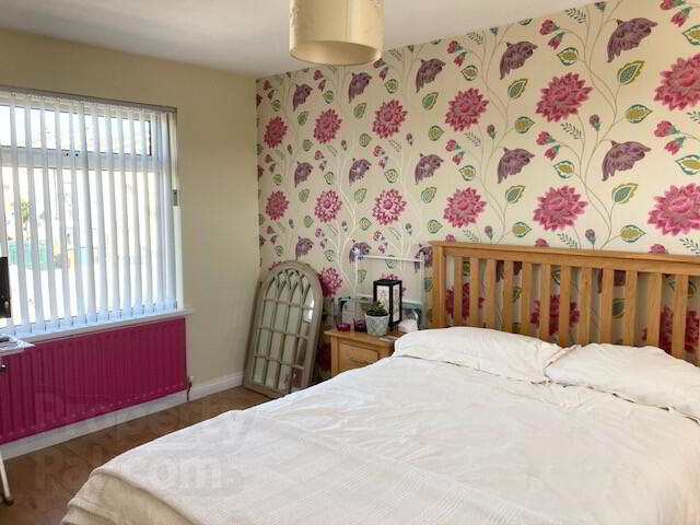 81 Newry Street 7 of 12