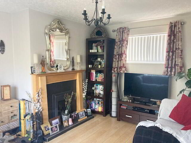 81 Newry Street 3 of 12