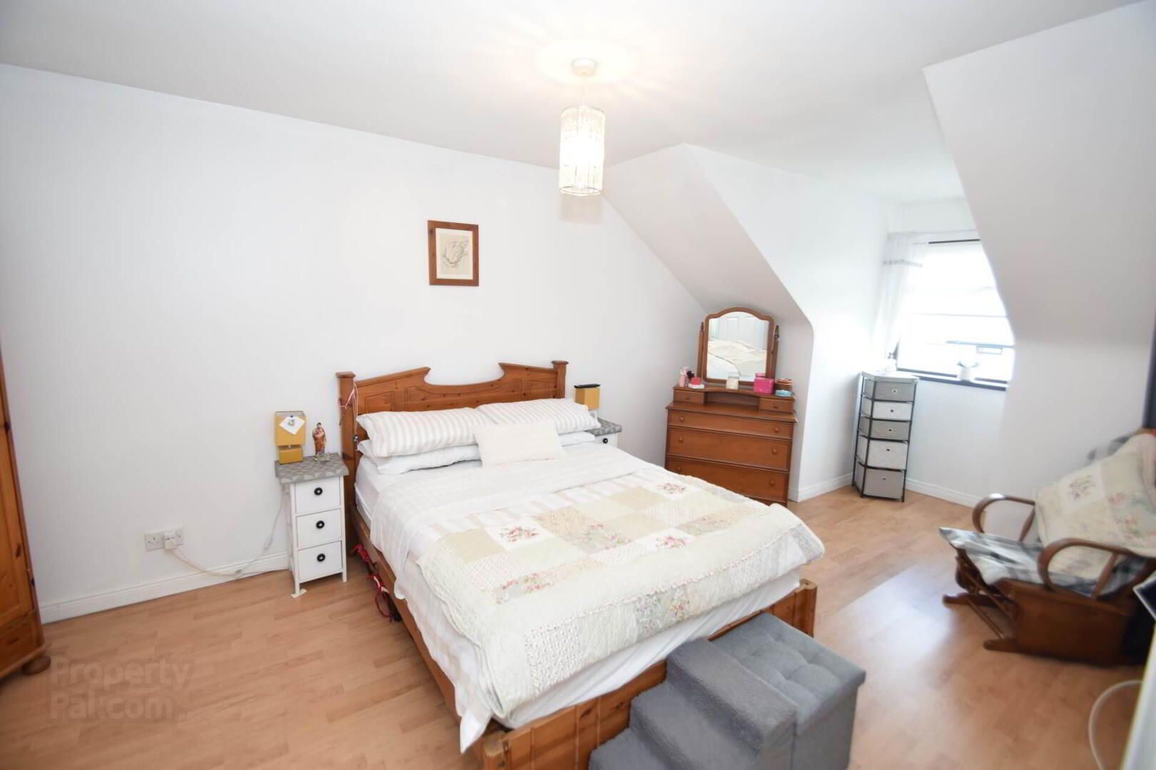 17a Hawthorn Hill 15 of 32