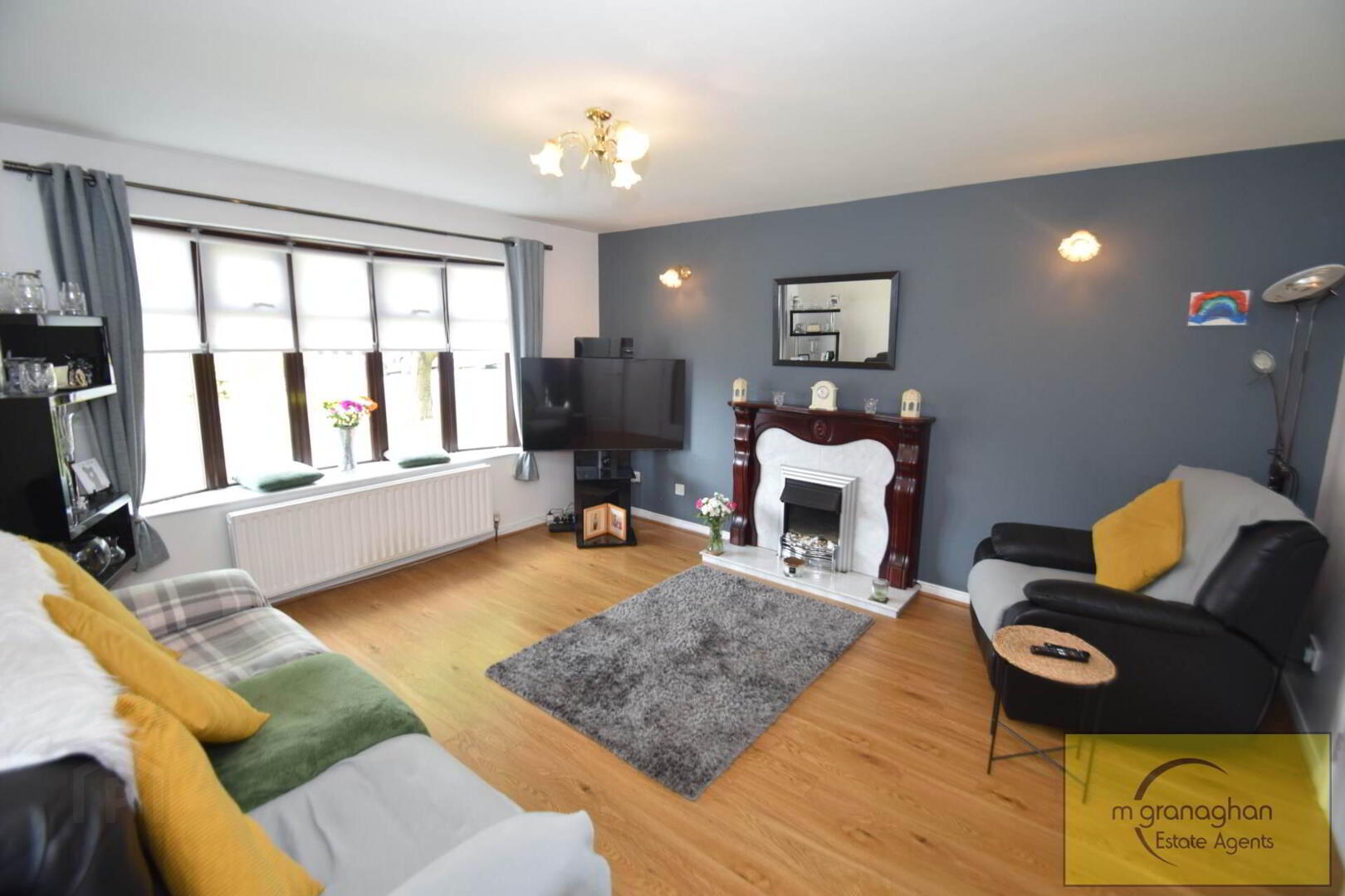 17a Hawthorn Hill 4 of 33