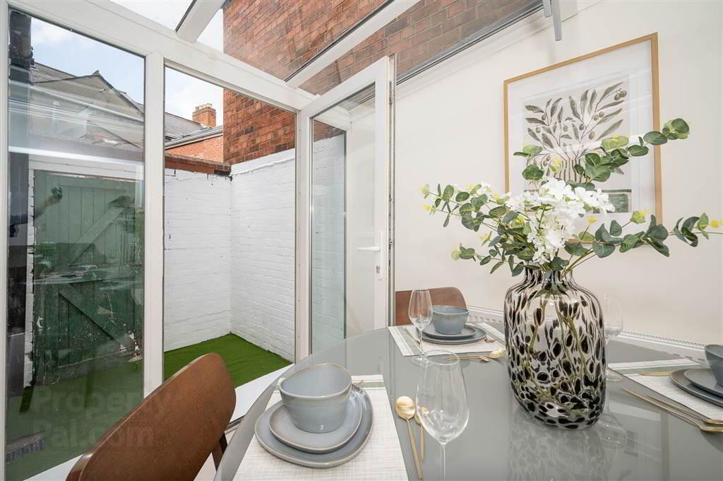 6 Sandhurst Drive 6 of 17