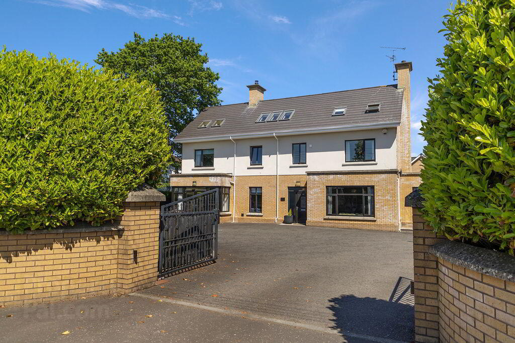 100a Lodge Road 1 of 40