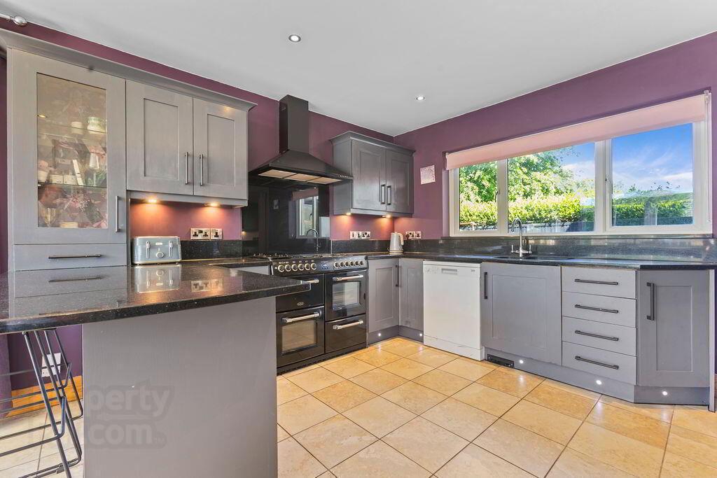 100a Lodge Road 12 of 40