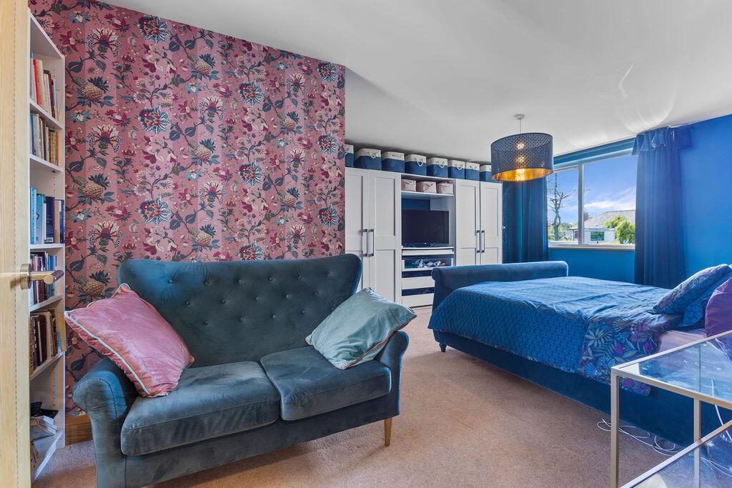 100a Lodge Road 27 of 40