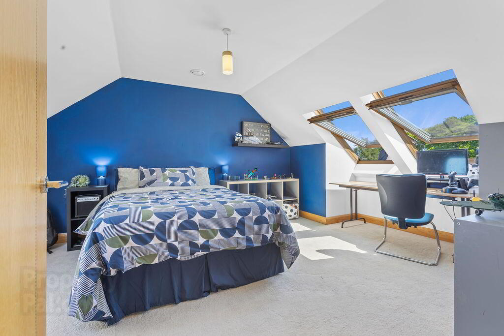 100a Lodge Road 30 of 40
